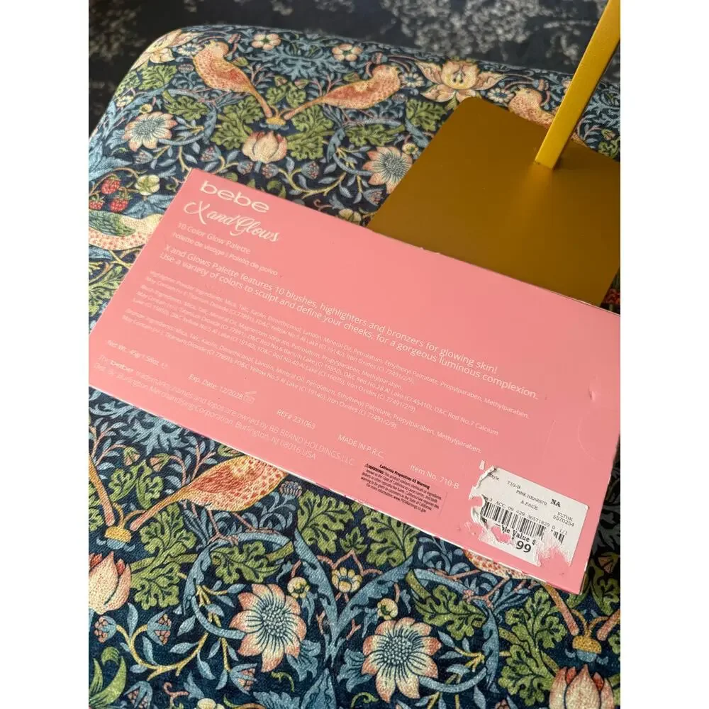 NWT bebe X and Glows 10 Color Glow Palette